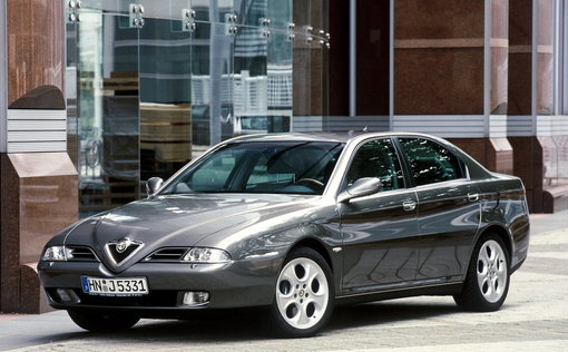 Alfa Romeo 166