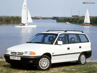  Astra Mk III 旅行车（旅行轿车） 1991-1998