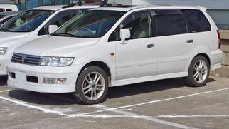  Chariot Grandis (N11) 1997-2003